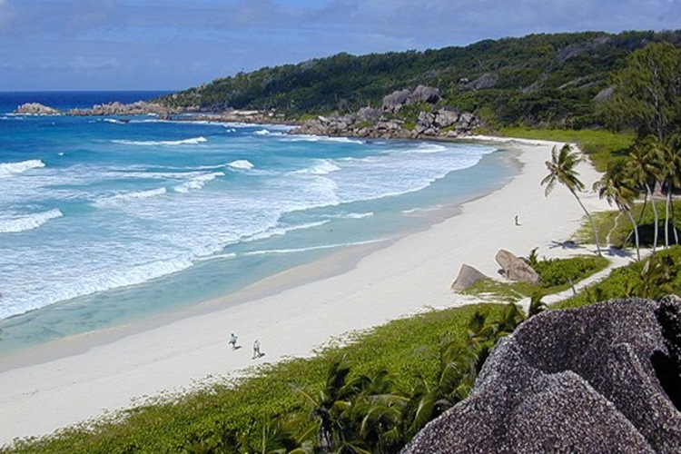 Khám phá các bãi biển nên du lịch vào cuối năm trên thế giới 1