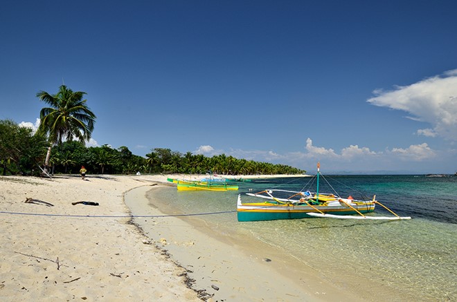 Những bãi biển đẹp ở Philippines thu hút khách du lịch 4