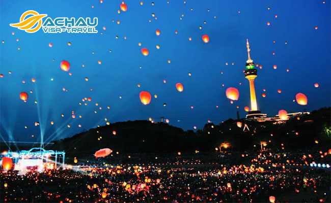 check-in 3 lễ hội thả đèn trời lớn nhất Châu Á này! 5