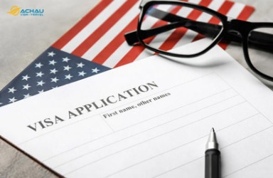 Có thể nhờ người thân nộp hồ sơ xin visa Mỹ được hay không?