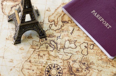 Điều kiện để xin visa Pháp xuất nhập cảnh nhiều lần là gì?