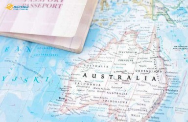 Người lớn tuổi xin visa Úc có cần giấy khai sinh không?
